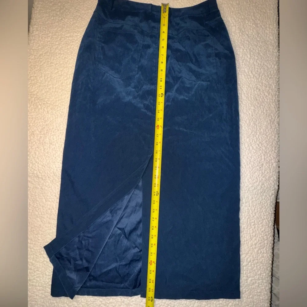 Talbots Women’s beautiful blue ankle length long skirt